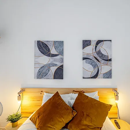 April Square By Lisbon With Sintra Guest house