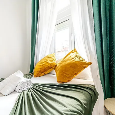 April Square By Lisbon With Sintra - Shared Bathrooms Amadora