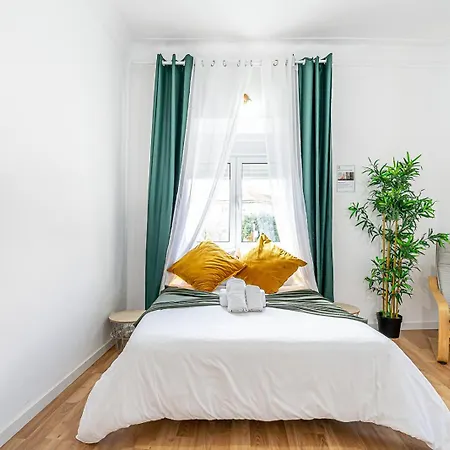 April Square By Lisbon With Sintra - Shared Bathrooms * Amadora