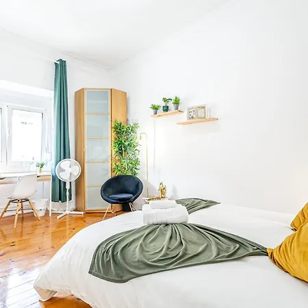 April Square By Lisbon With Sintra Guest house *