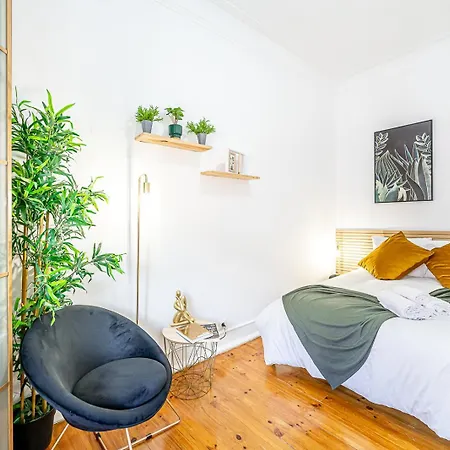 April Square By Lisbon With Sintra - Shared Bathrooms *