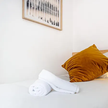 April Square By Lisbon With Sintra - Shared Bathrooms
