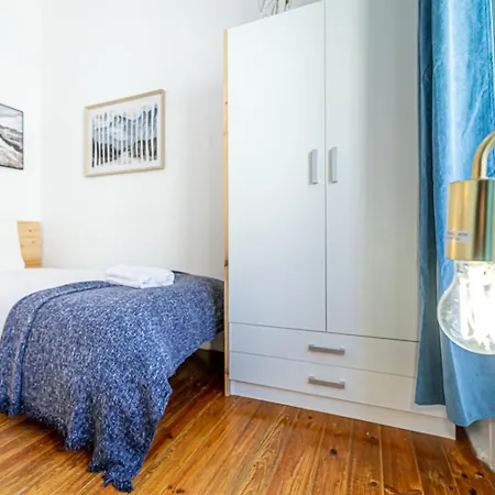 Guest house April Square By Lisbon With Sintra